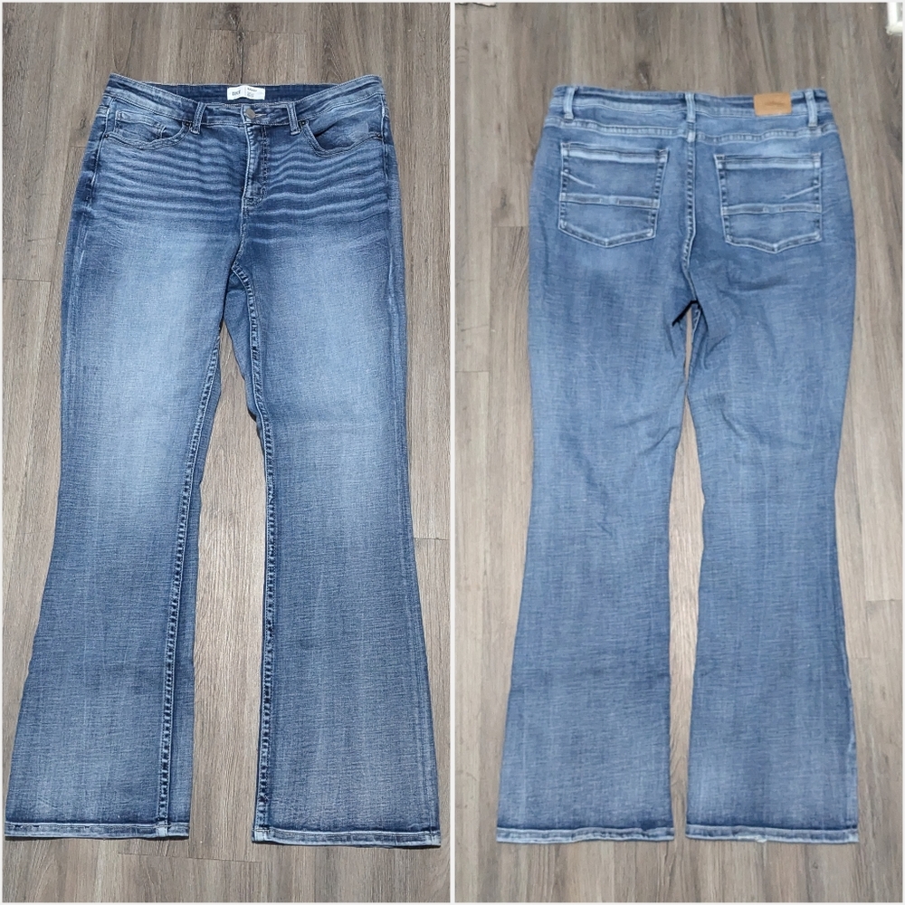 Buckle BKE Gabby Curvy High Rise Bootcut Jeans Sz 31 Fits Sz 14 Style ABK1636 - Picture 4 of 7